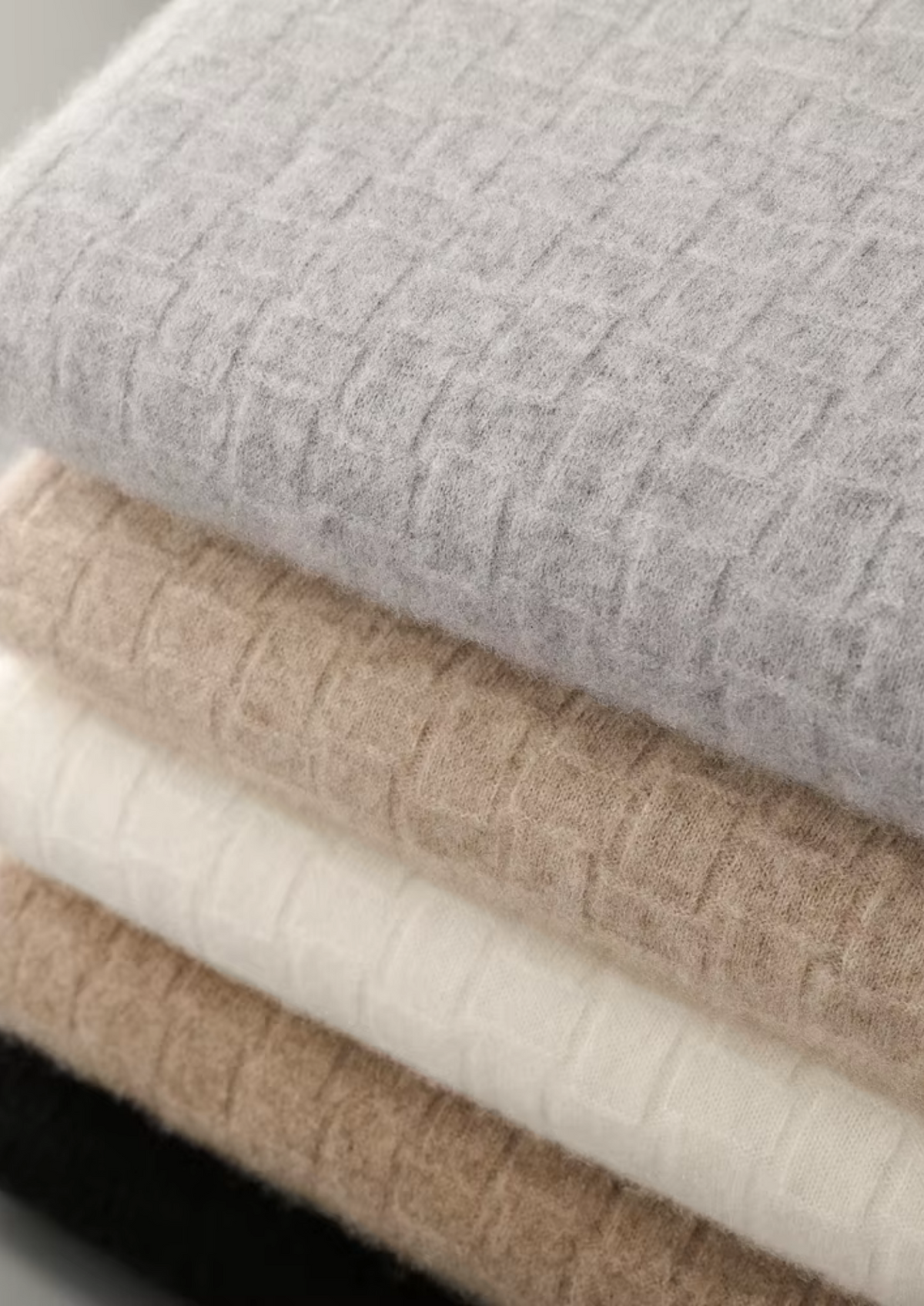 Pure Extra-Fine Merino Wool Textured Mockneck - photo 13