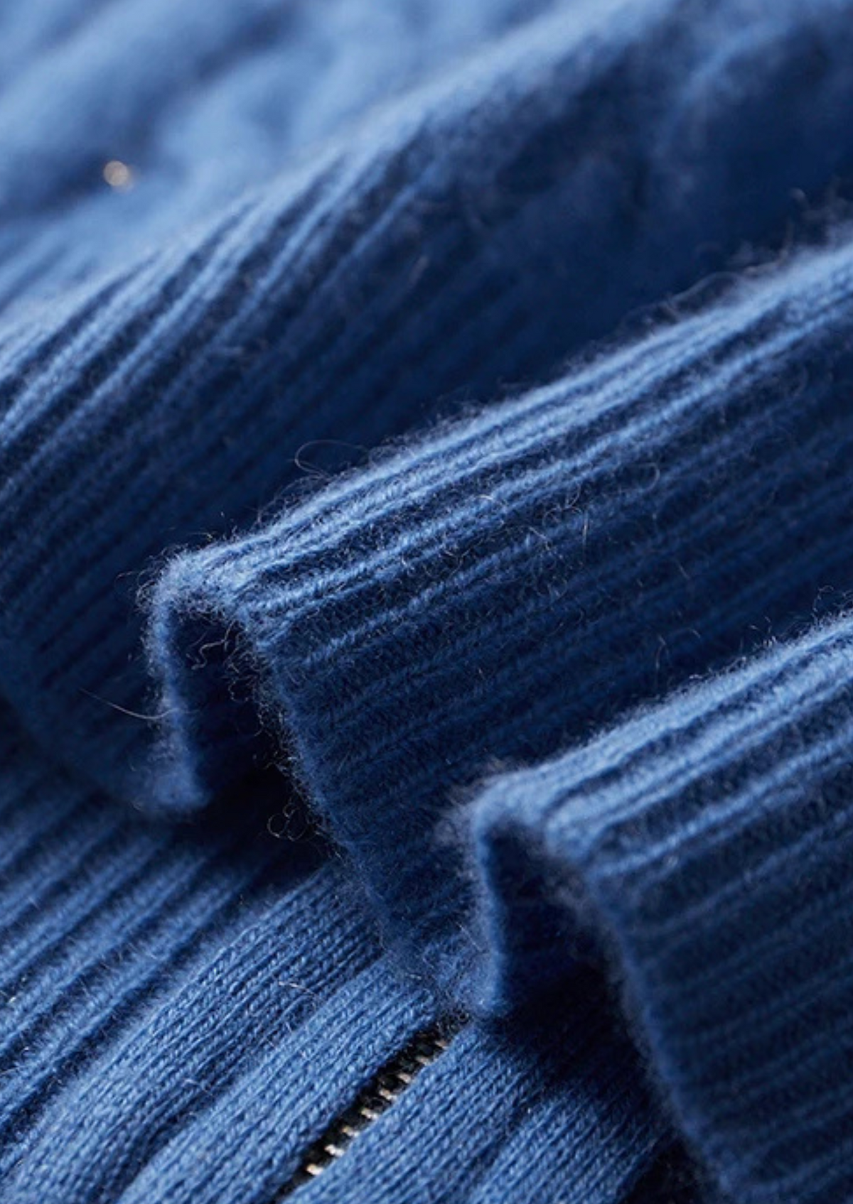 Premium Cashmere Cable Knit Zipper Hoodie - photo 5