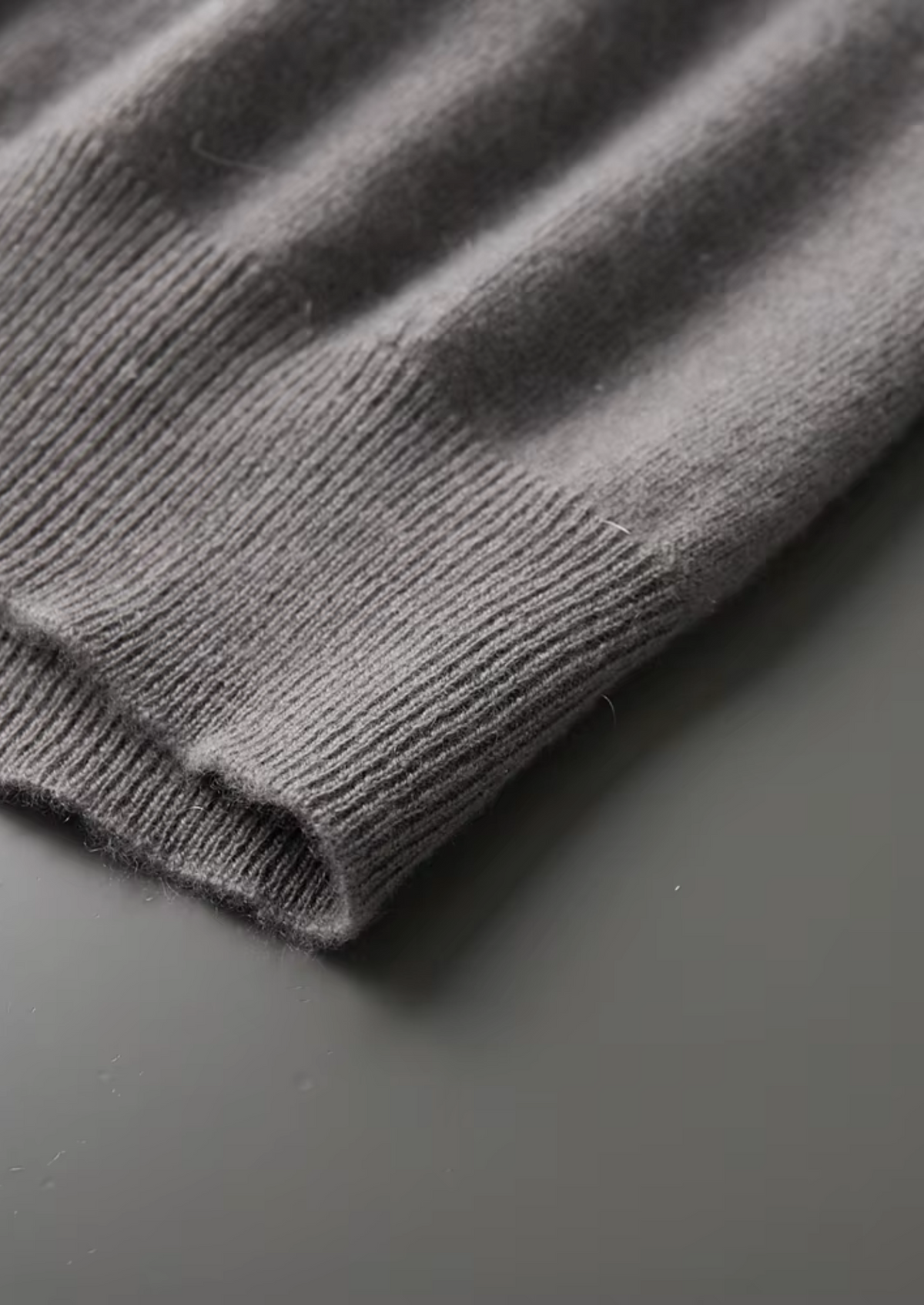 Premium Cashmere Classic Crewneck T-Shirt - Light Beige