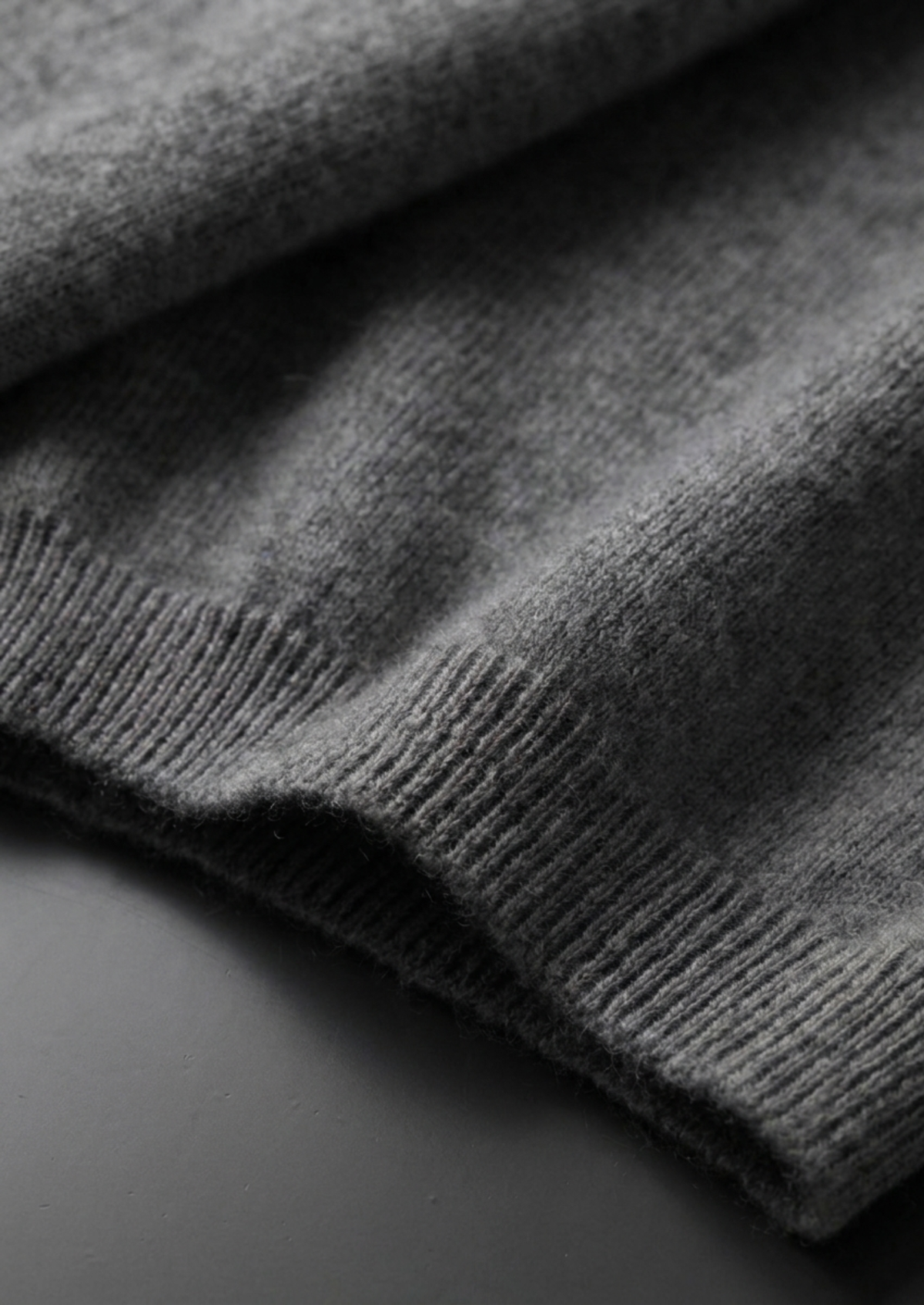 Premium Cashmere Classic Crewneck T-Shirt - Dark Gray - photo 4