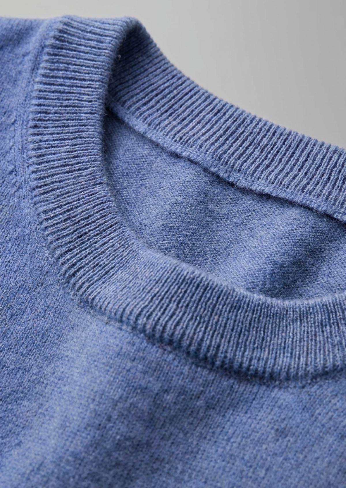 Premium Cashmere Classic Crewneck T-Shirt - Deep Atlantic - photo 5