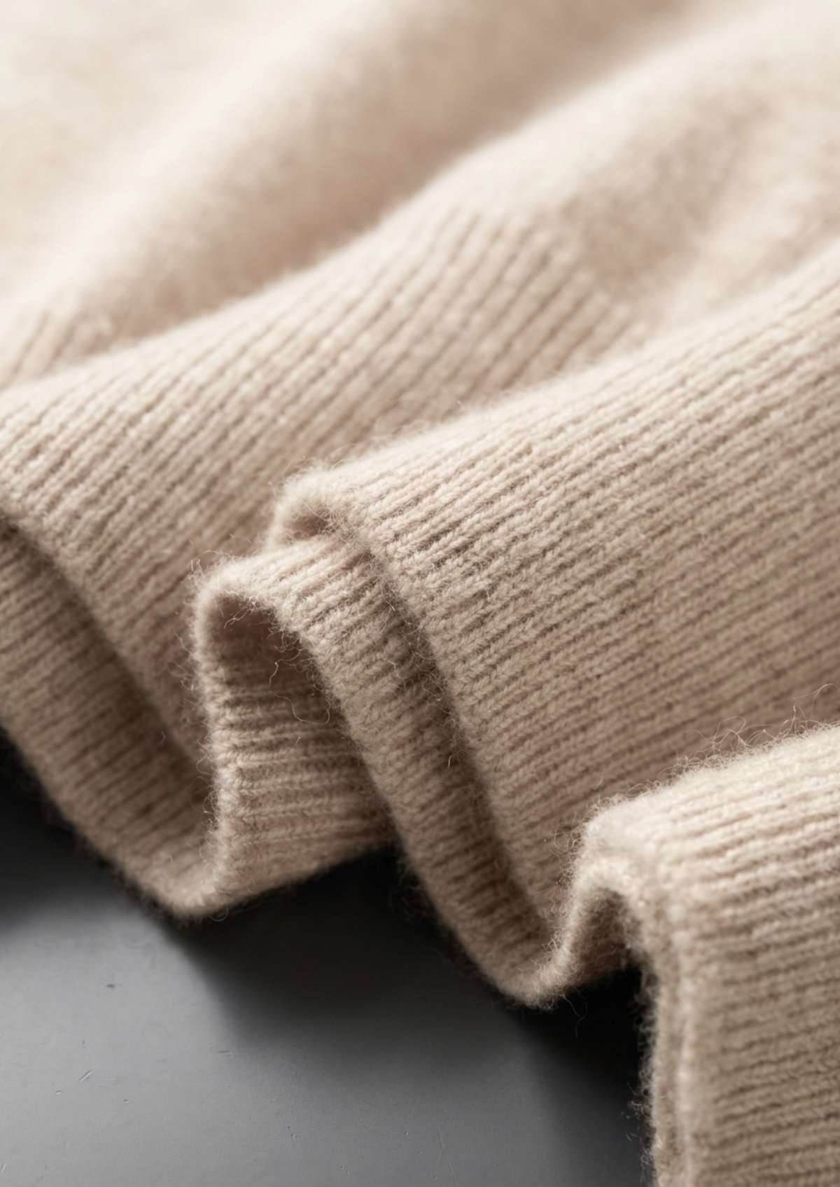 Premium Cashmere Classic Crewneck T-Shirt - Light Beige