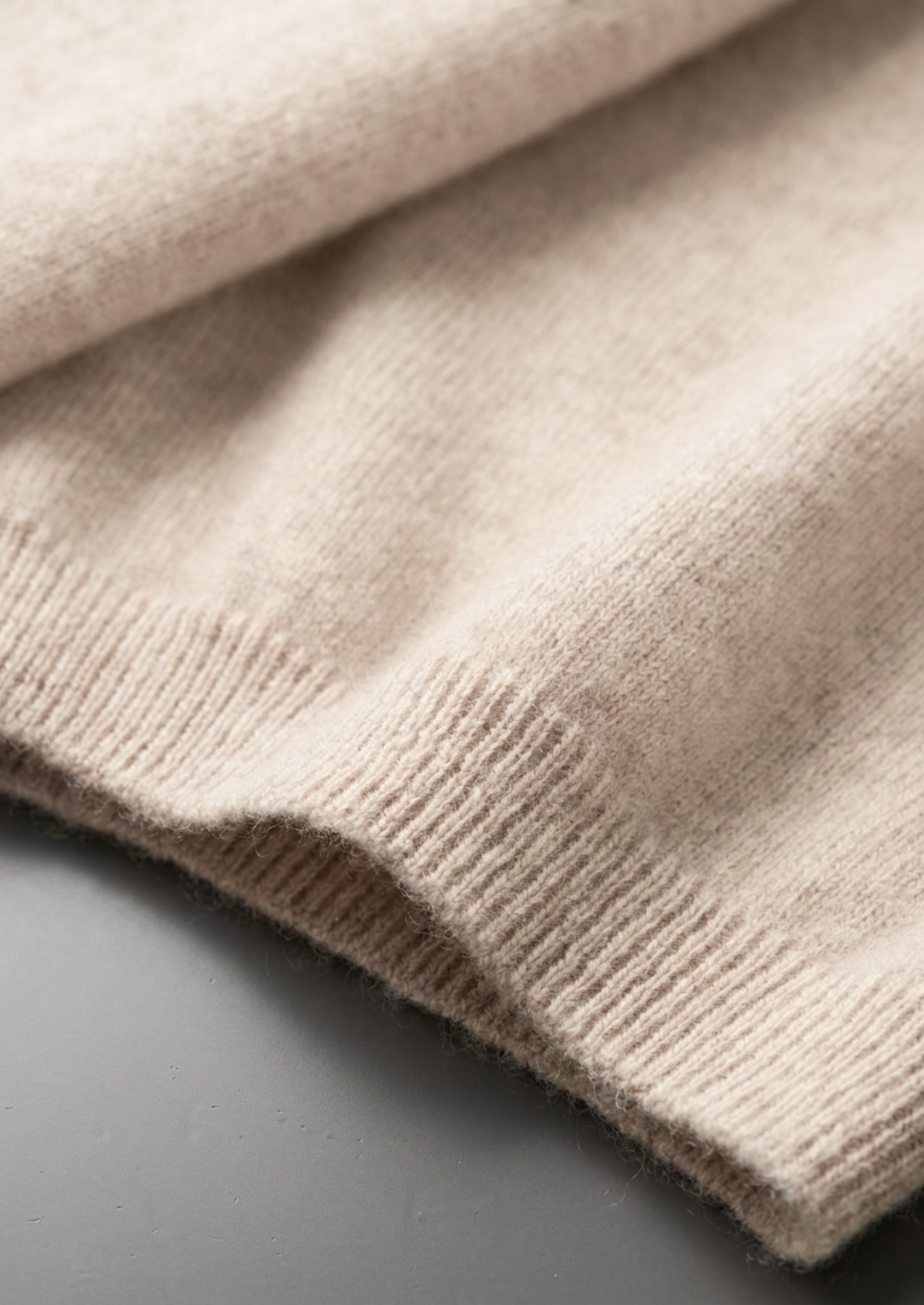 Premium Cashmere Classic Crewneck T-Shirt - Light Beige