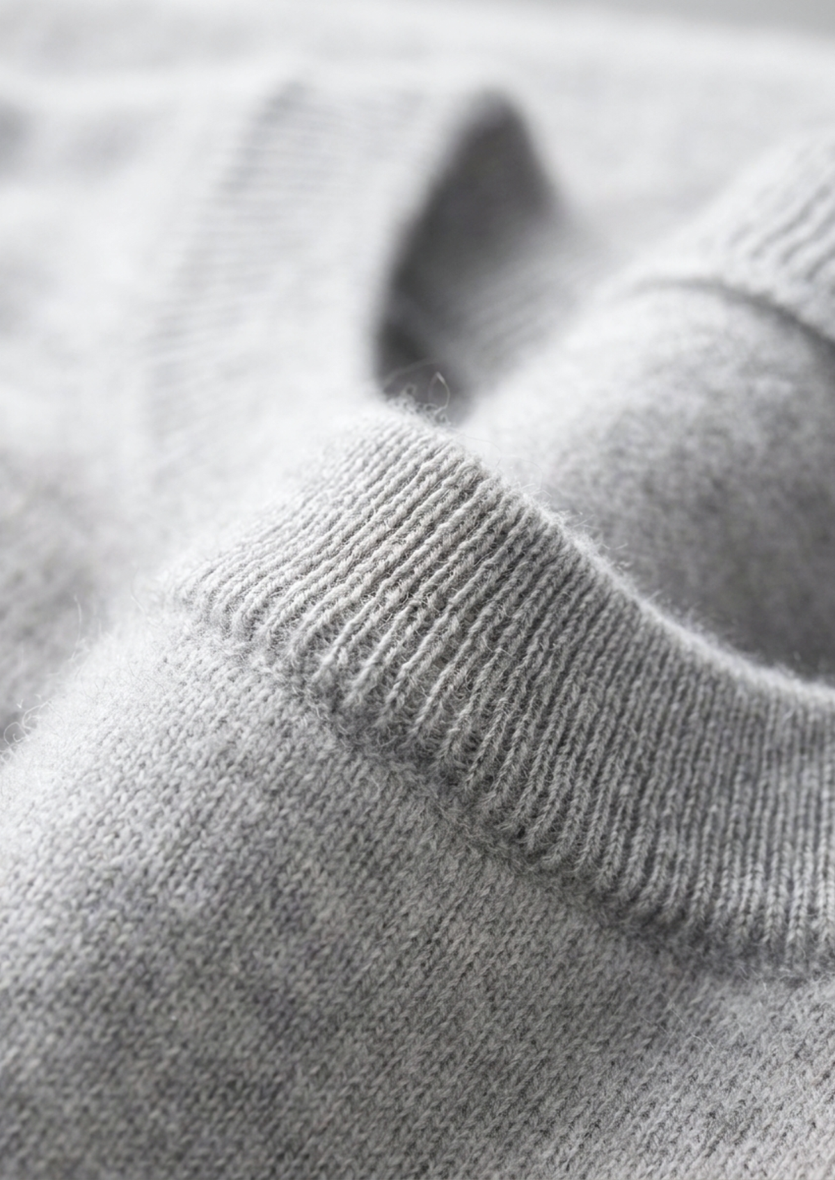 Premium Cashmere Classic Crewneck T-Shirt - Light Beige