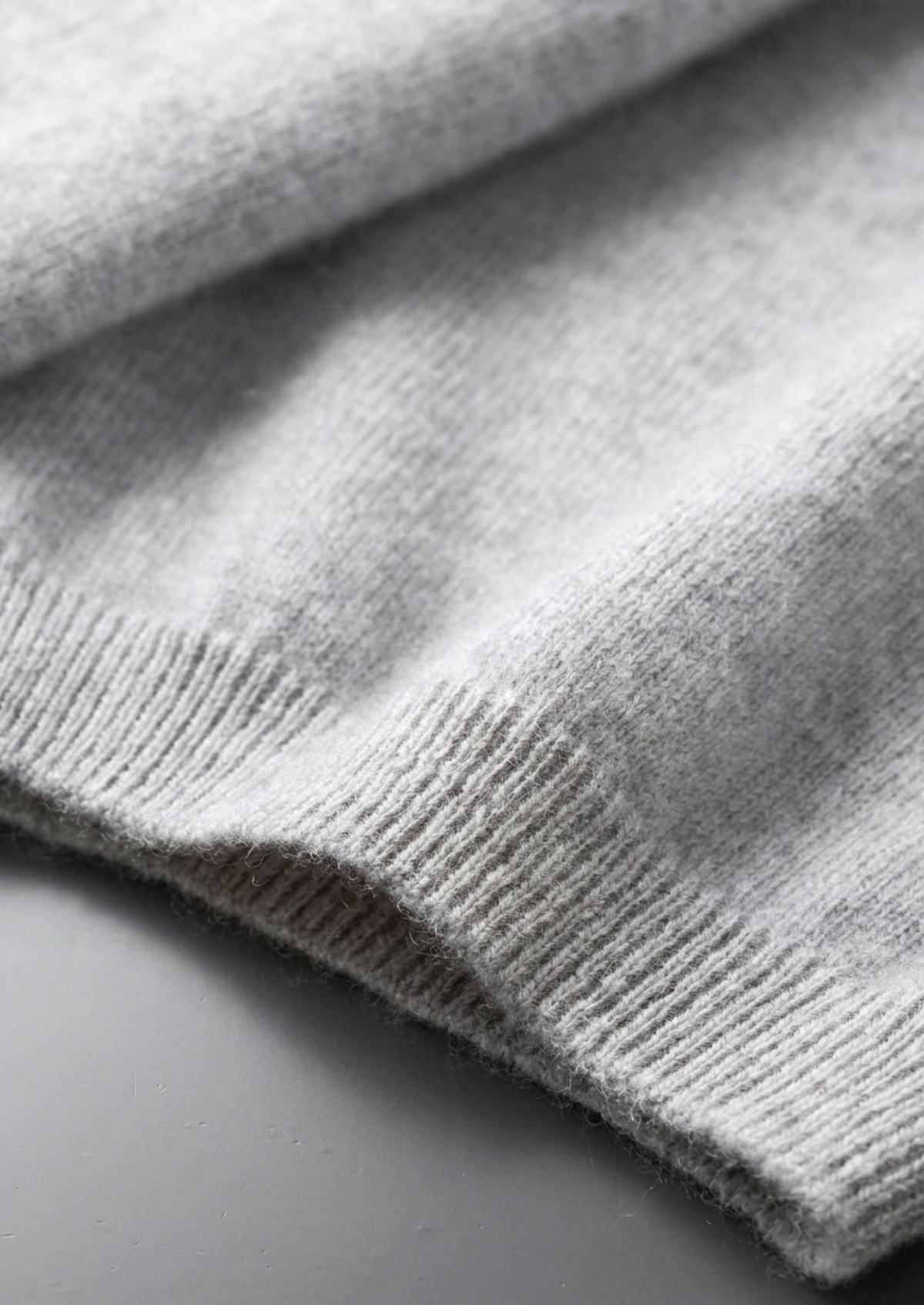 Premium Cashmere Classic Crewneck T-Shirt - Light Beige