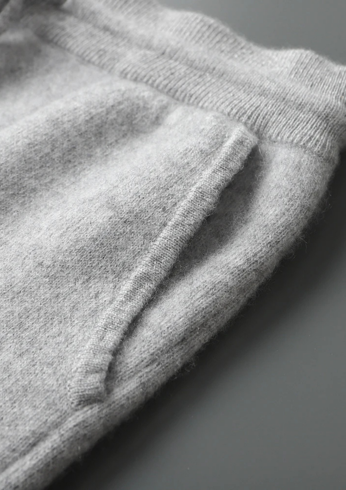 Premium Cashmere Light Gray Alain Leisure Set - photo 10