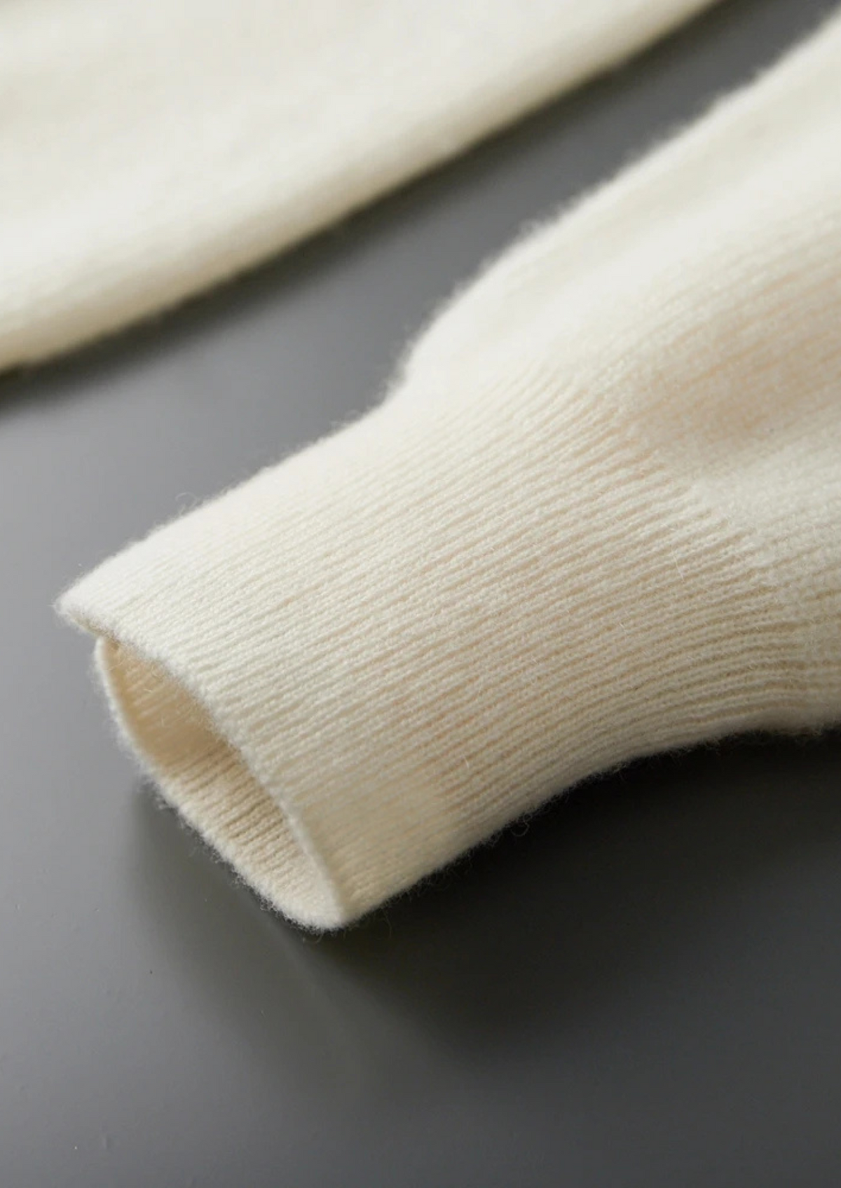 Premium Cashmere Ribbed Half-Zip Sweater - photo 12