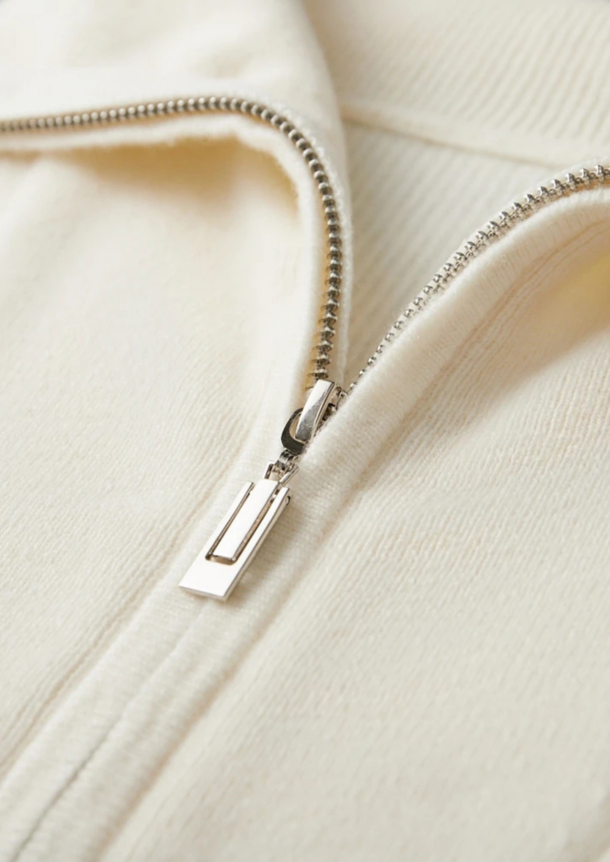 Premium Cashmere Ribbed Half-Zip Sweater - photo 8