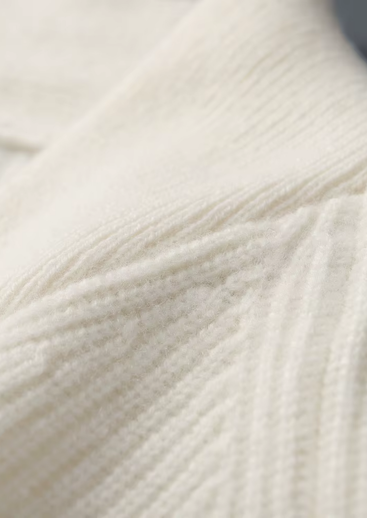 Premium Cashmere Ribbed V-Neck Sweater - photo 7