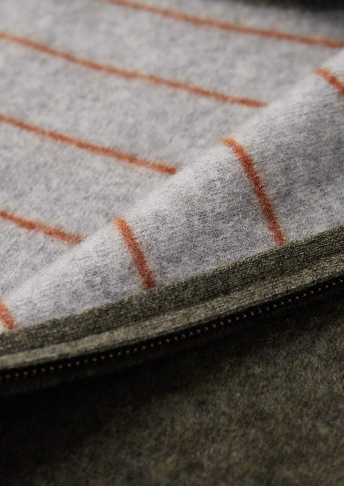 Premium Cashmere Two Tone Zip Cardigan - photo 13