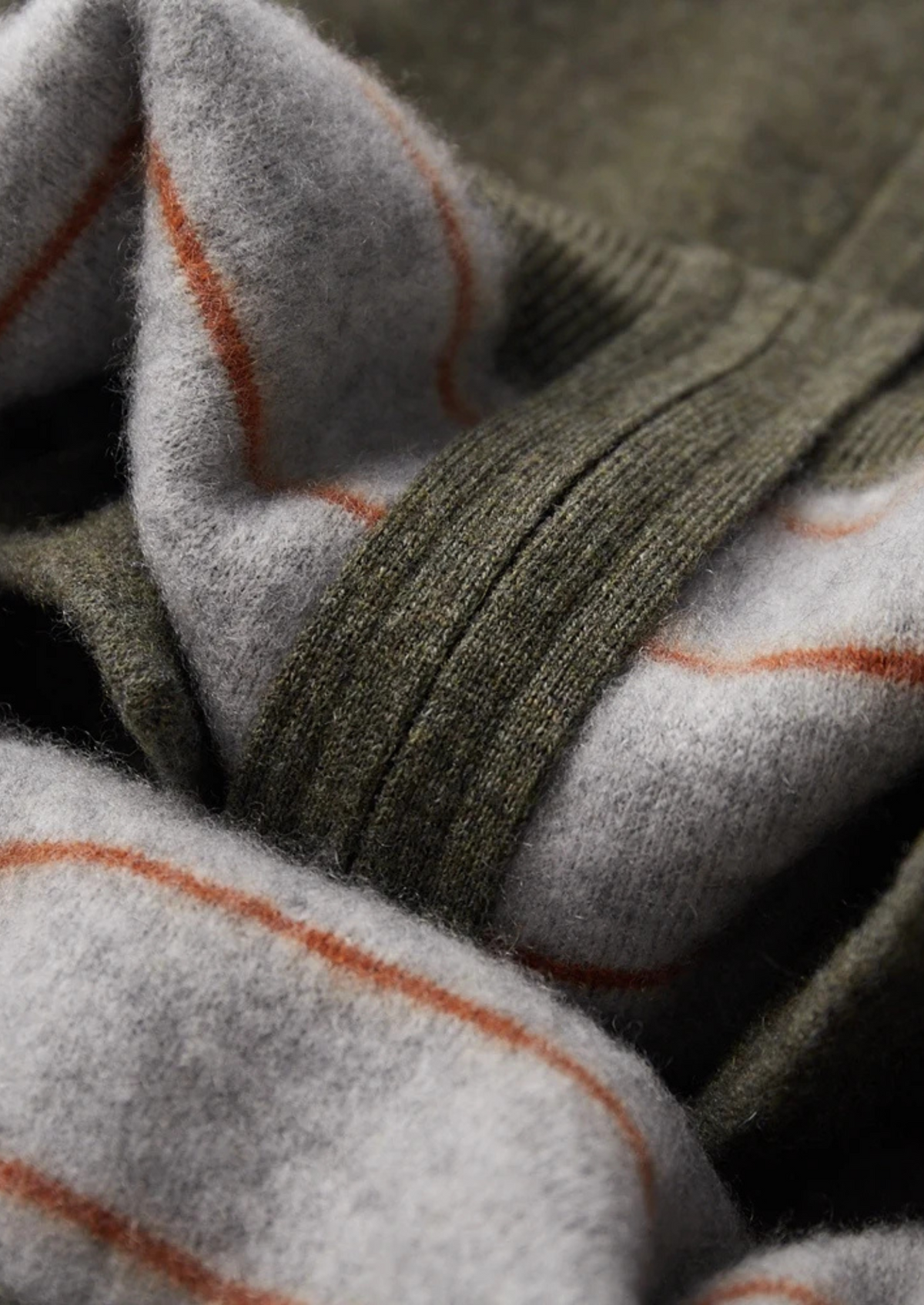 Premium Cashmere Two Tone Zip Cardigan - photo 15