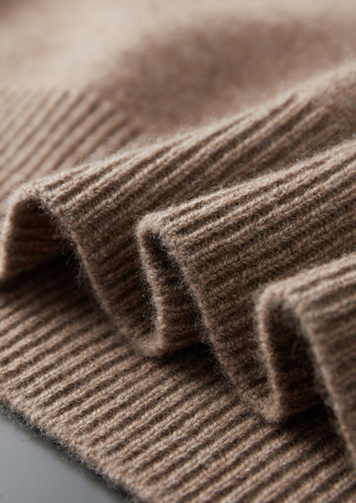 Pure Cashmere Essential V-Neck Sweater - photo 6