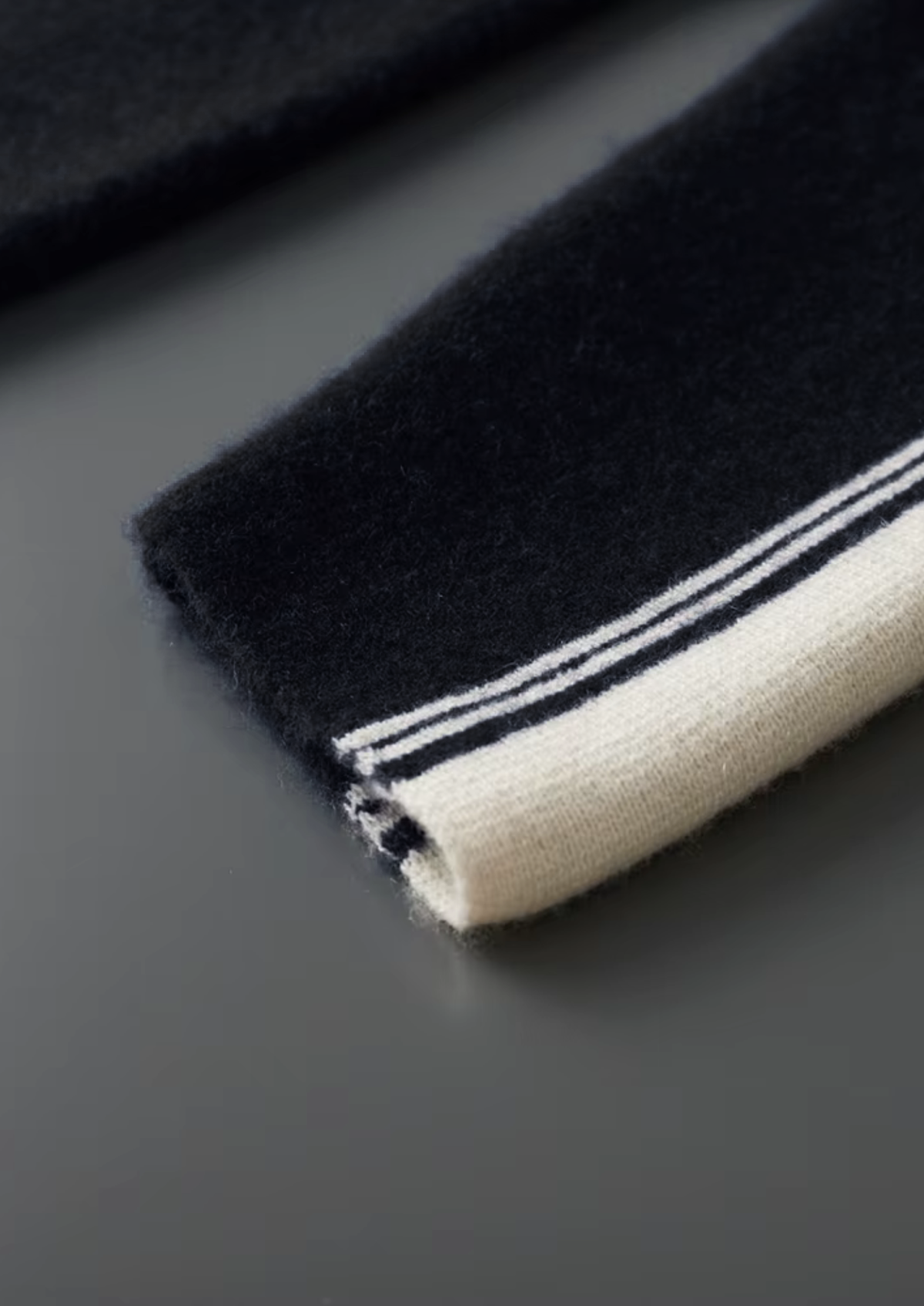 Pure Extra-Fine Merino Wool Black Damien Set - photo 7