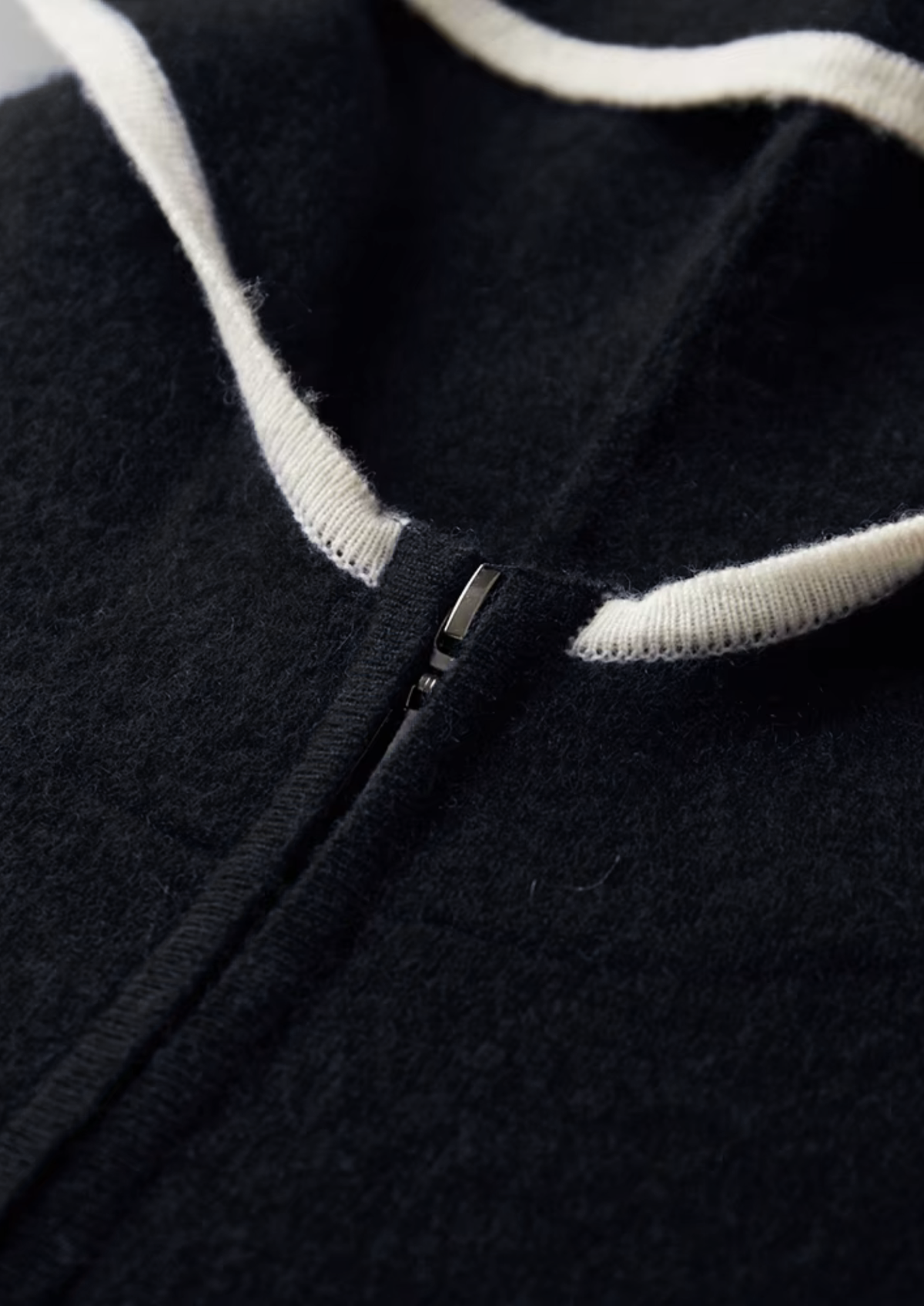Pure Extra-Fine Merino Wool Black Damien Set - photo 8