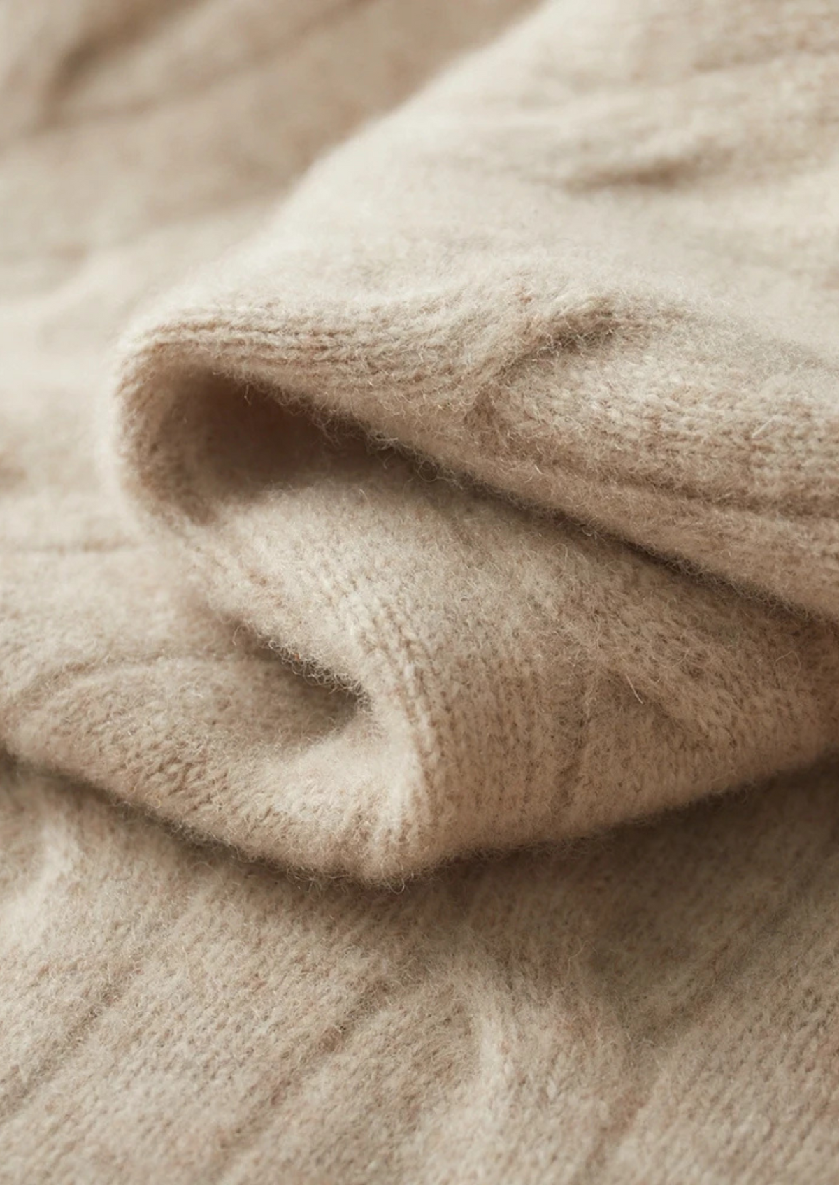 Pure Extra-Fine Merino Wool Cable Half Zip - photo 10