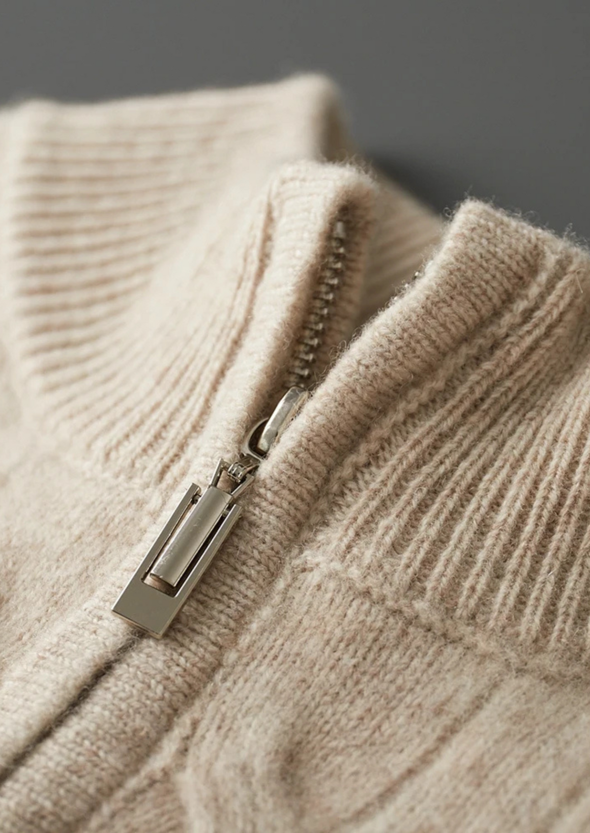 Pure Extra-Fine Merino Wool Cable Half Zip - photo 5
