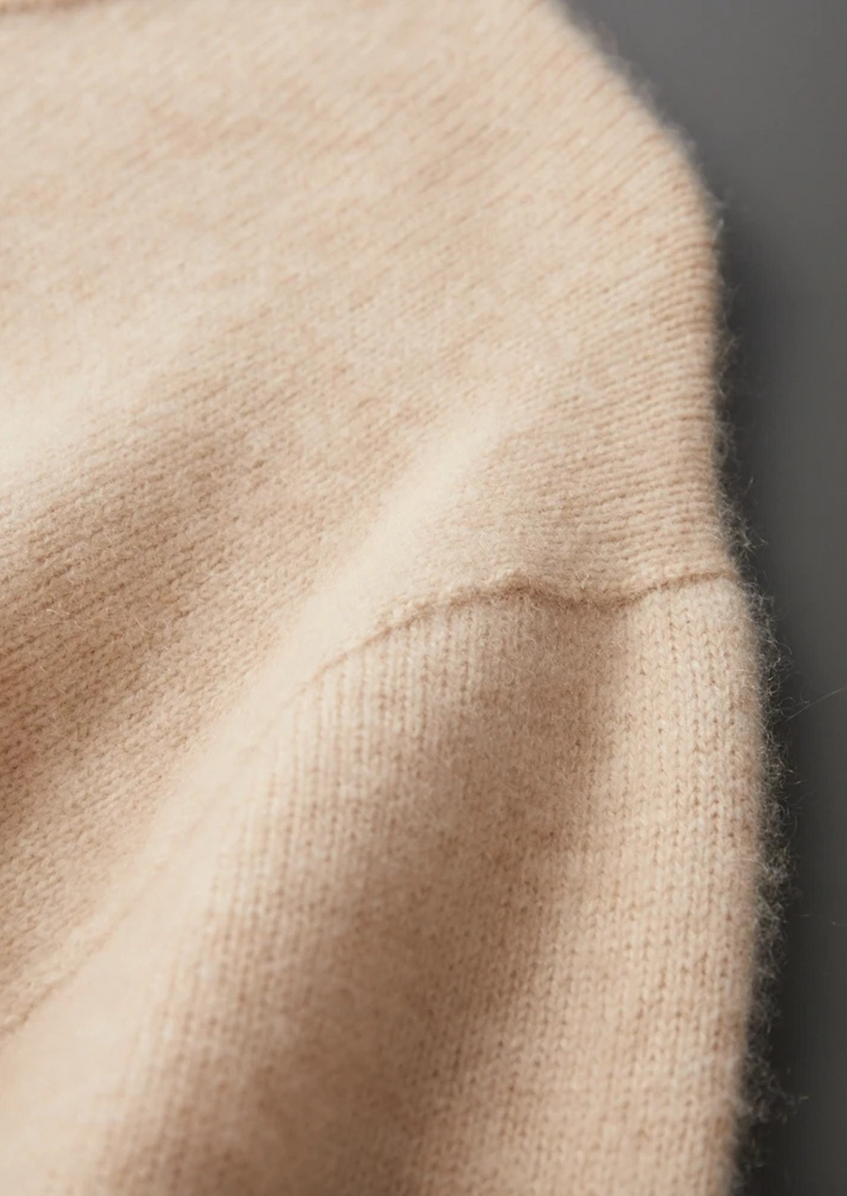 Pure Extra-Fine Merino Wool Classic Crewneck - photo 7