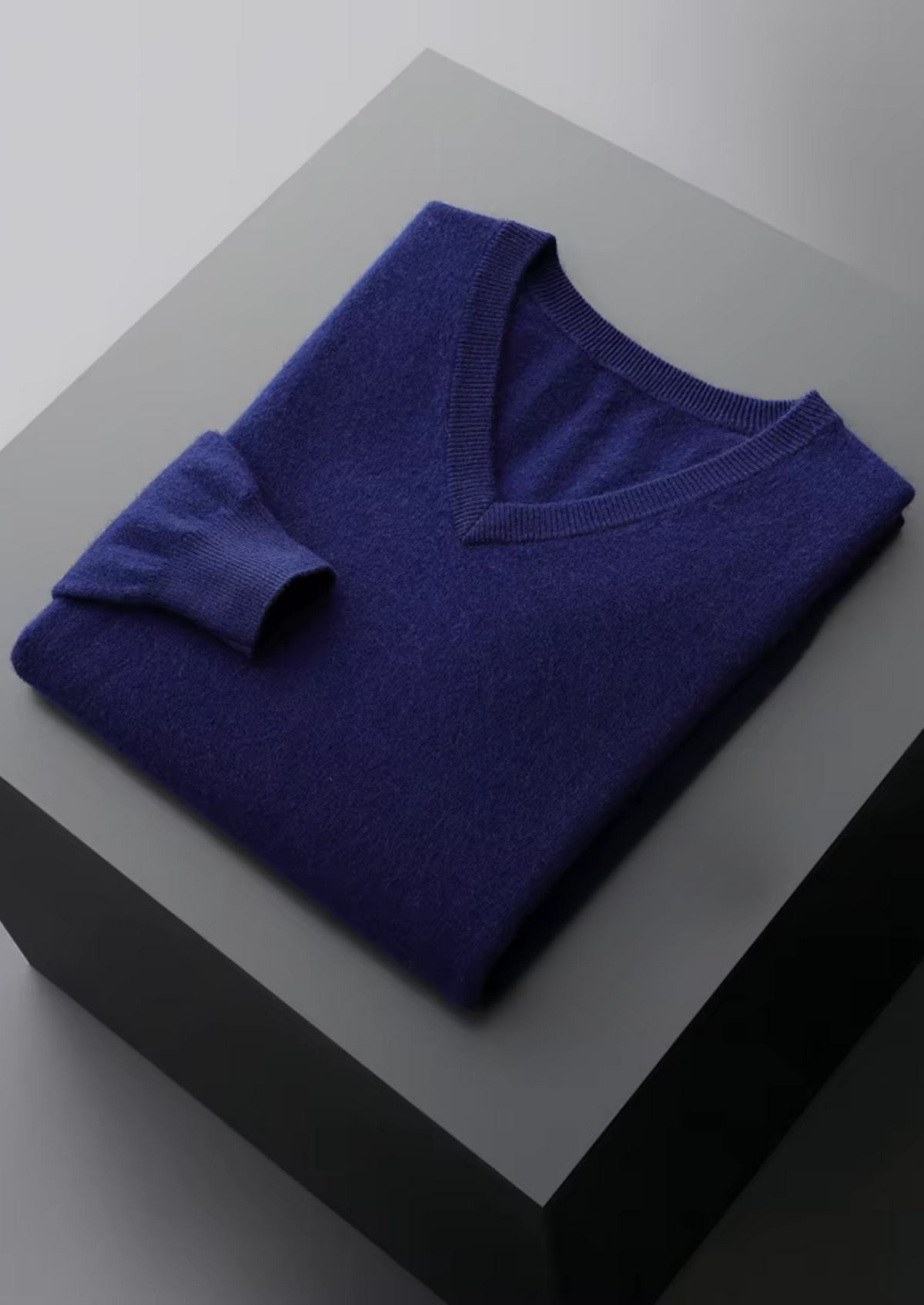 Pure Extra-Fine Merino Wool Classic V-Neck Sweater - photo 12