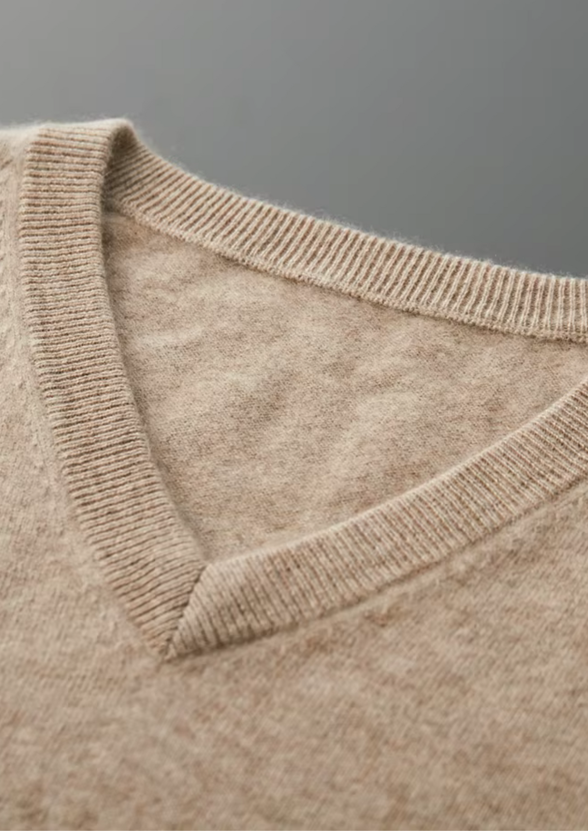 Pure Extra-Fine Merino Wool Classic V-Neck Sweater - photo 5