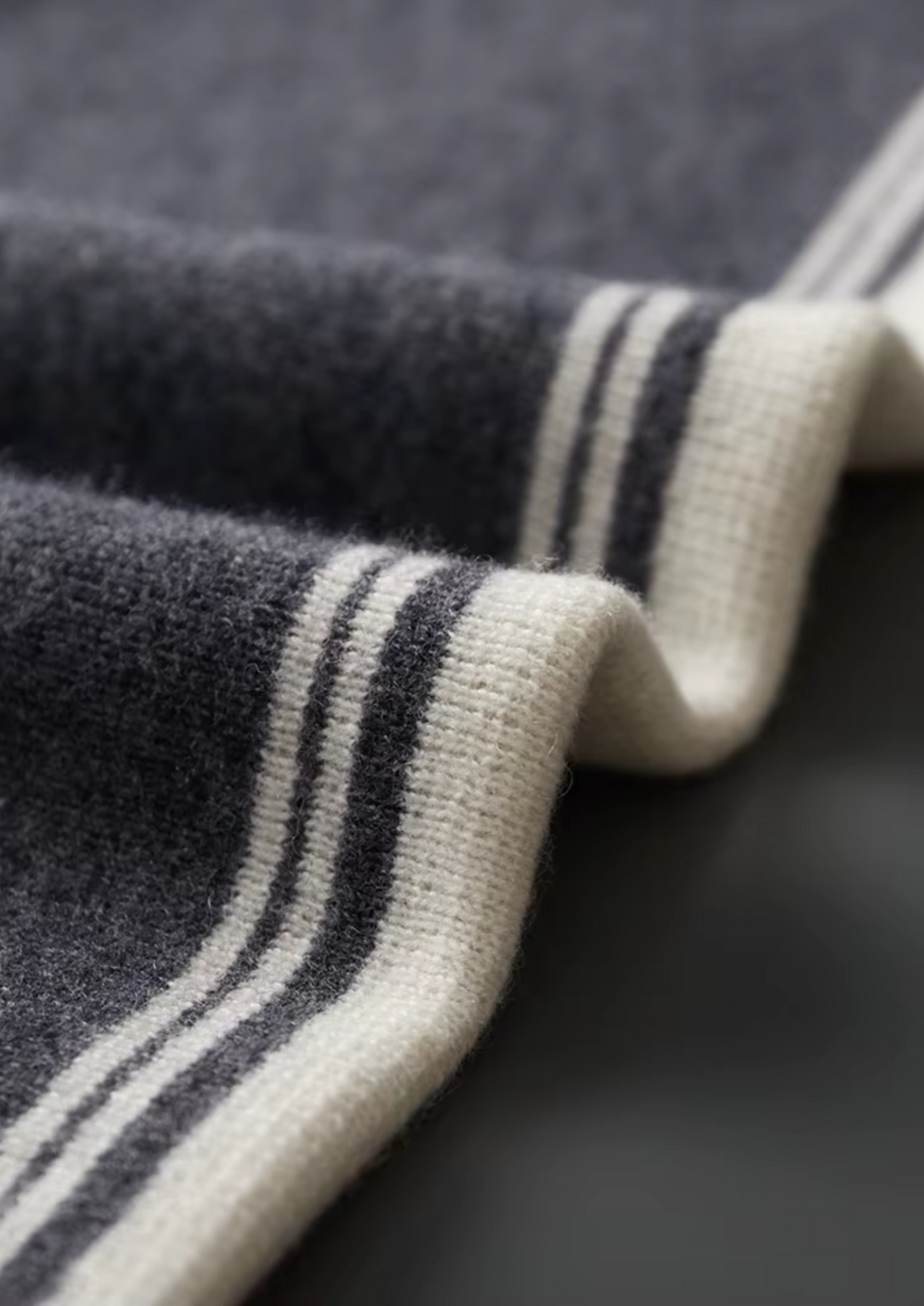Pure Extra-Fine Merino Wool Dark Gray Damien Set - photo 3