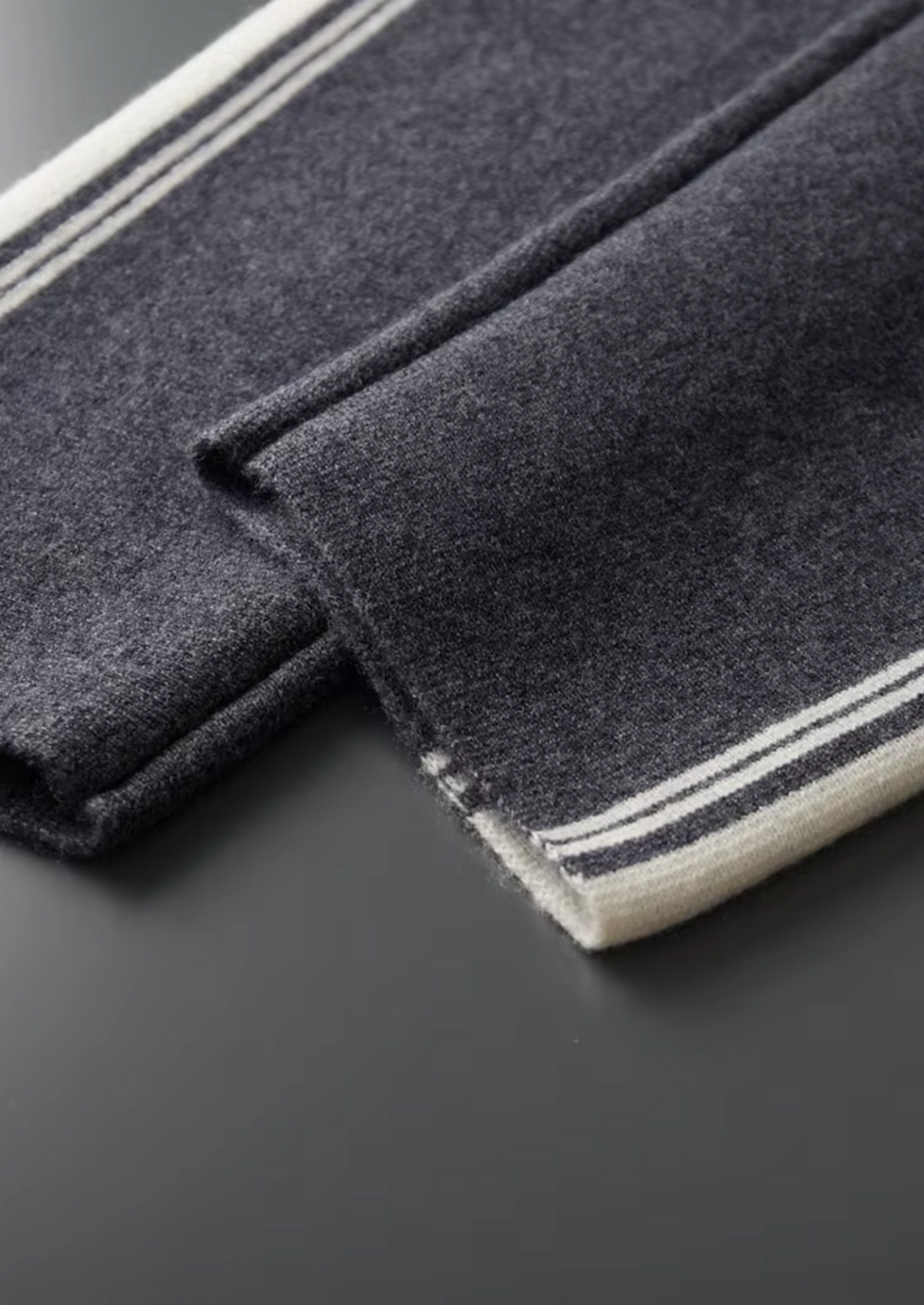 Pure Extra-Fine Merino Wool Dark Gray Damien Set - photo 5