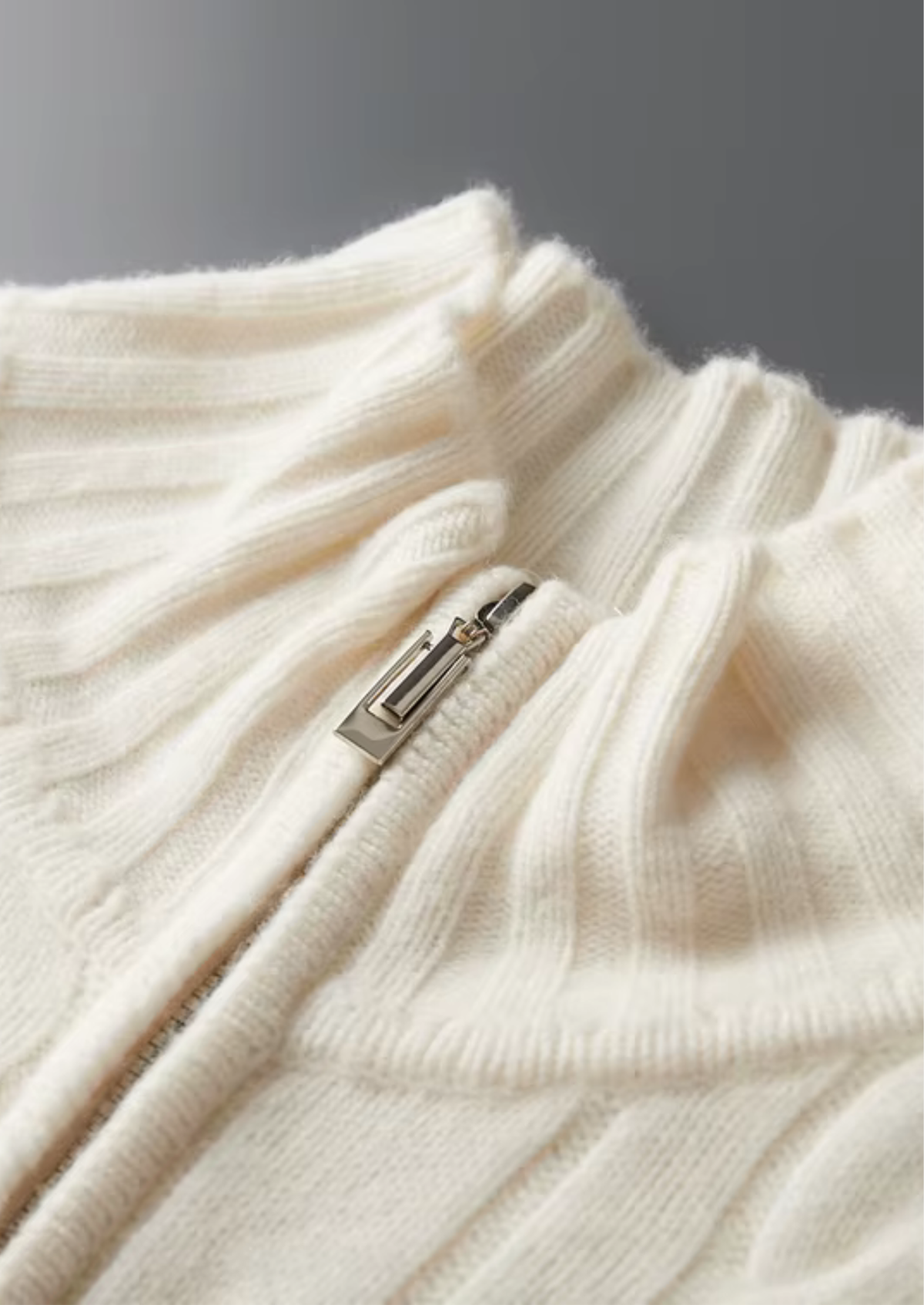 Pure Extra-Fine Merino Wool Dual-Zip Cable Cardigan - photo 4
