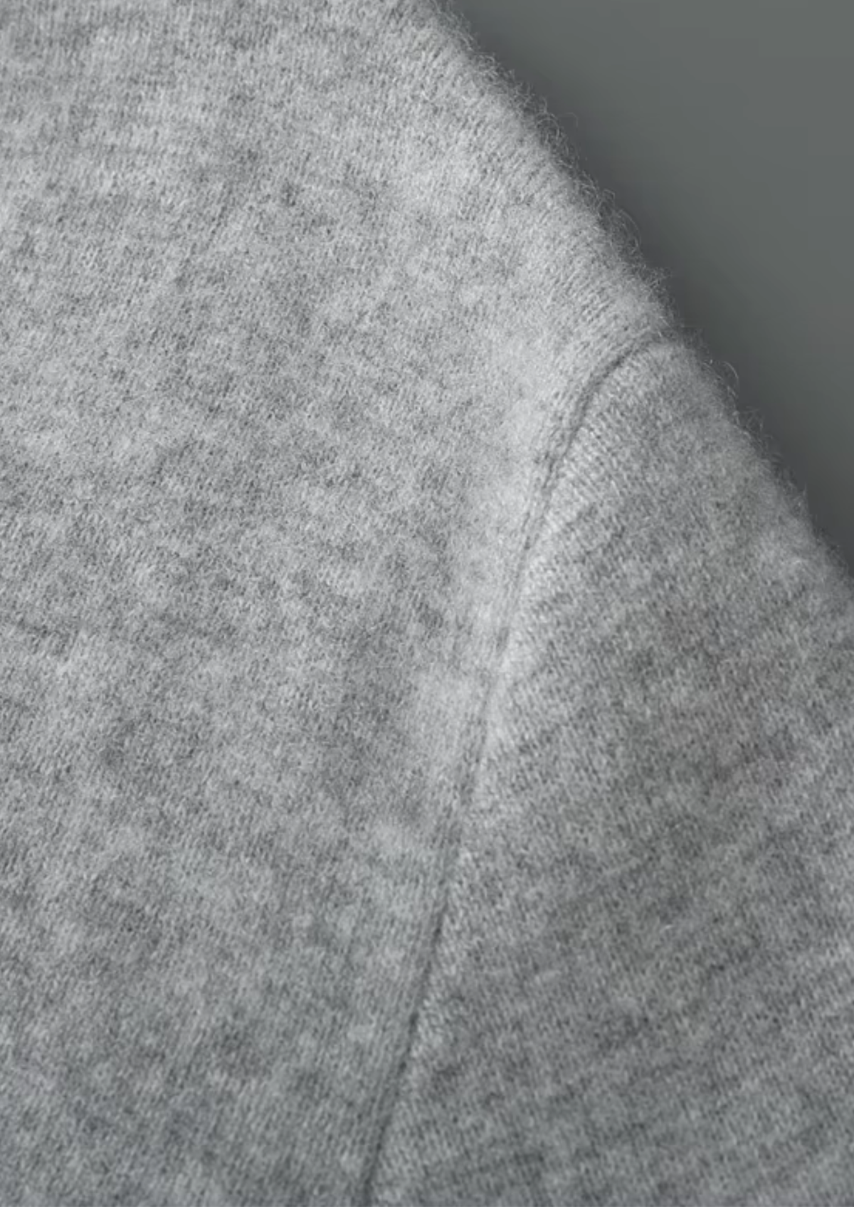 Pure Extra-Fine Merino Wool Essential Cardigan - photo 18