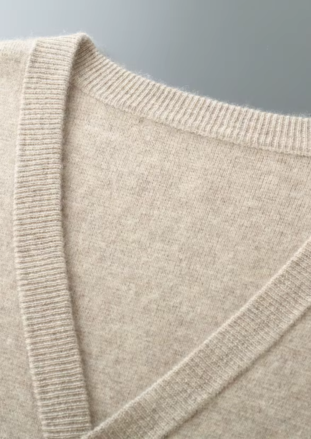 Pure Extra-Fine Merino Wool Essential Cardigan - photo 5
