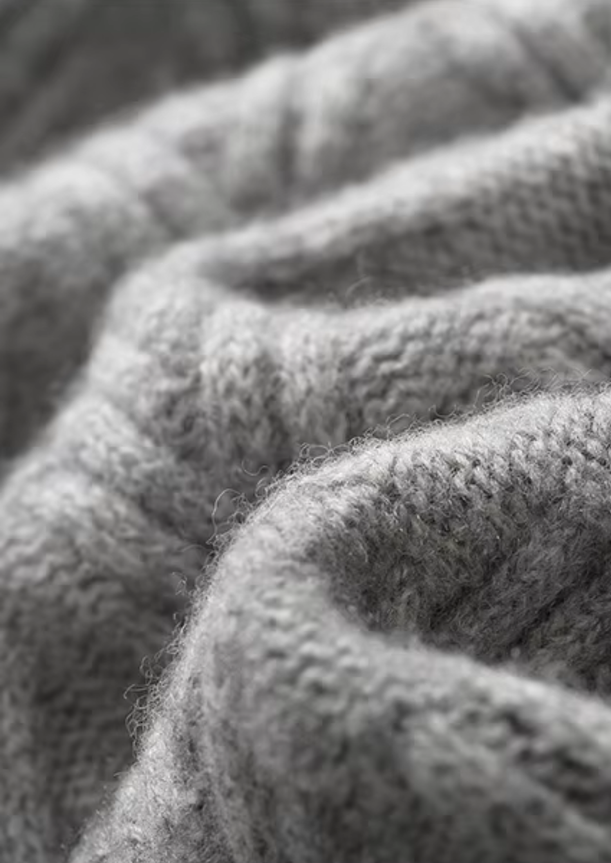 Pure Extra-Fine Merino Wool Herringbone Crewneck - photo 4