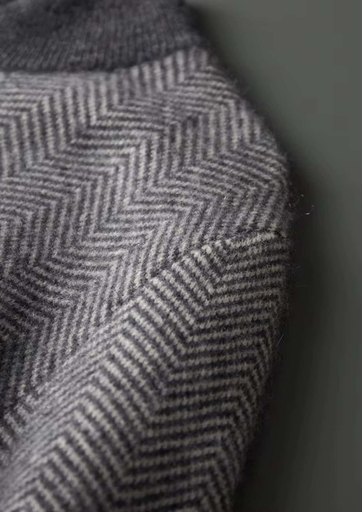 Pure Extra-Fine Merino Wool Gray Herringbone Set - photo 5
