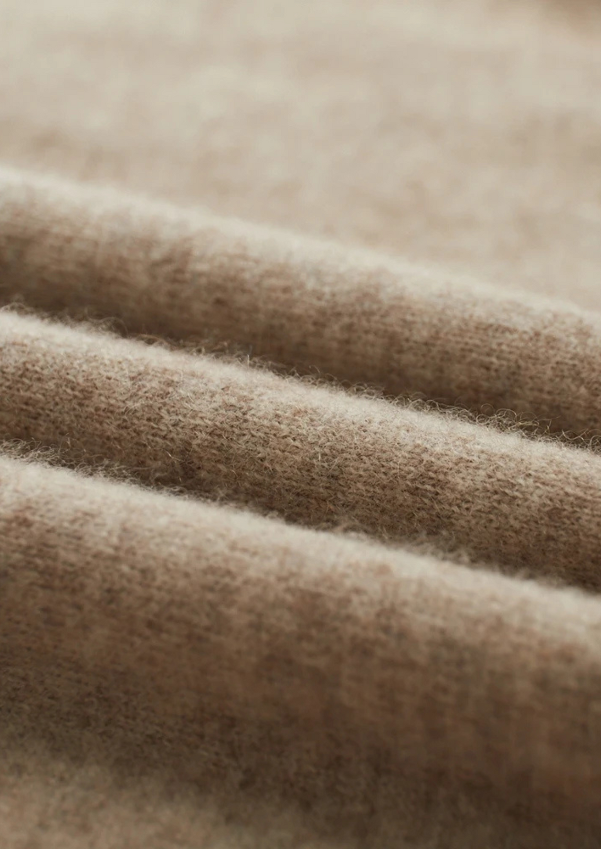 Pure Extra-Fine Merino Wool Raglan Mockneck - photo 9