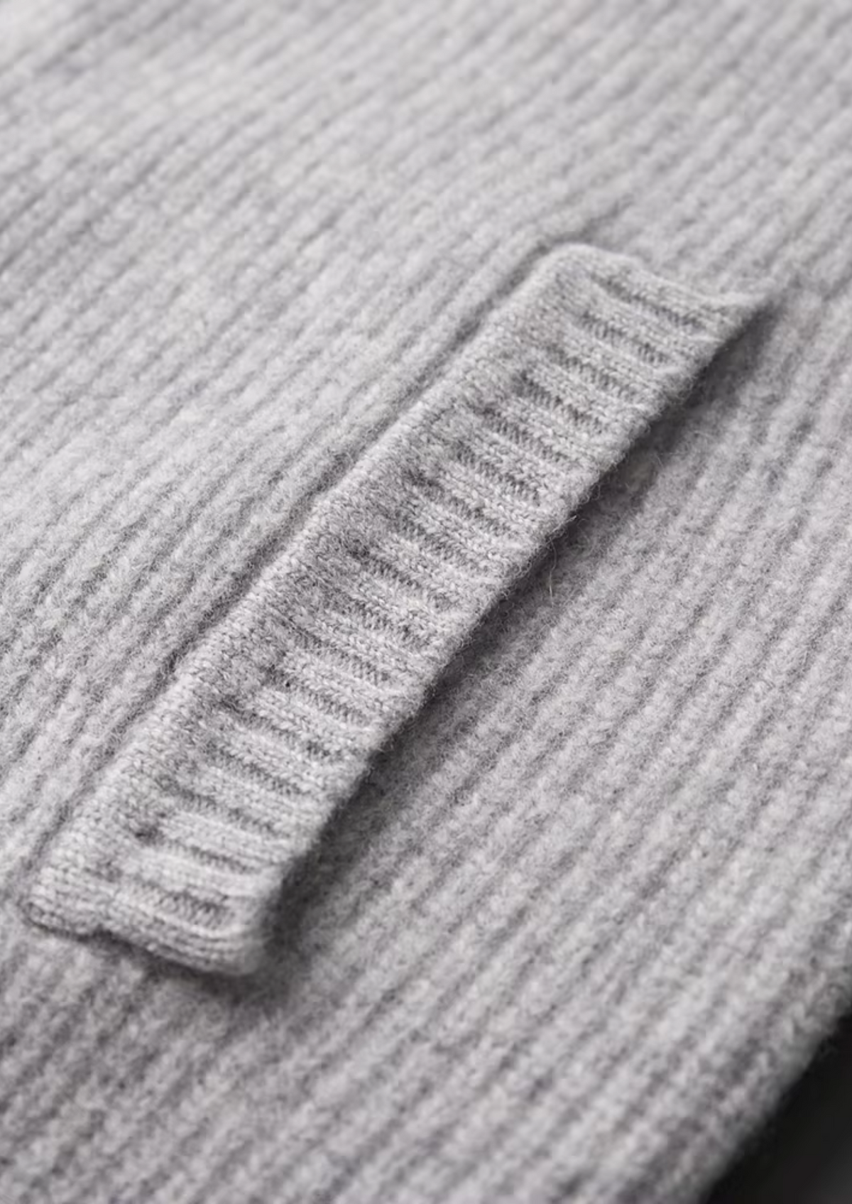 Pure Extra-Fine Merino Wool Ribbed Cardigan - photo 4