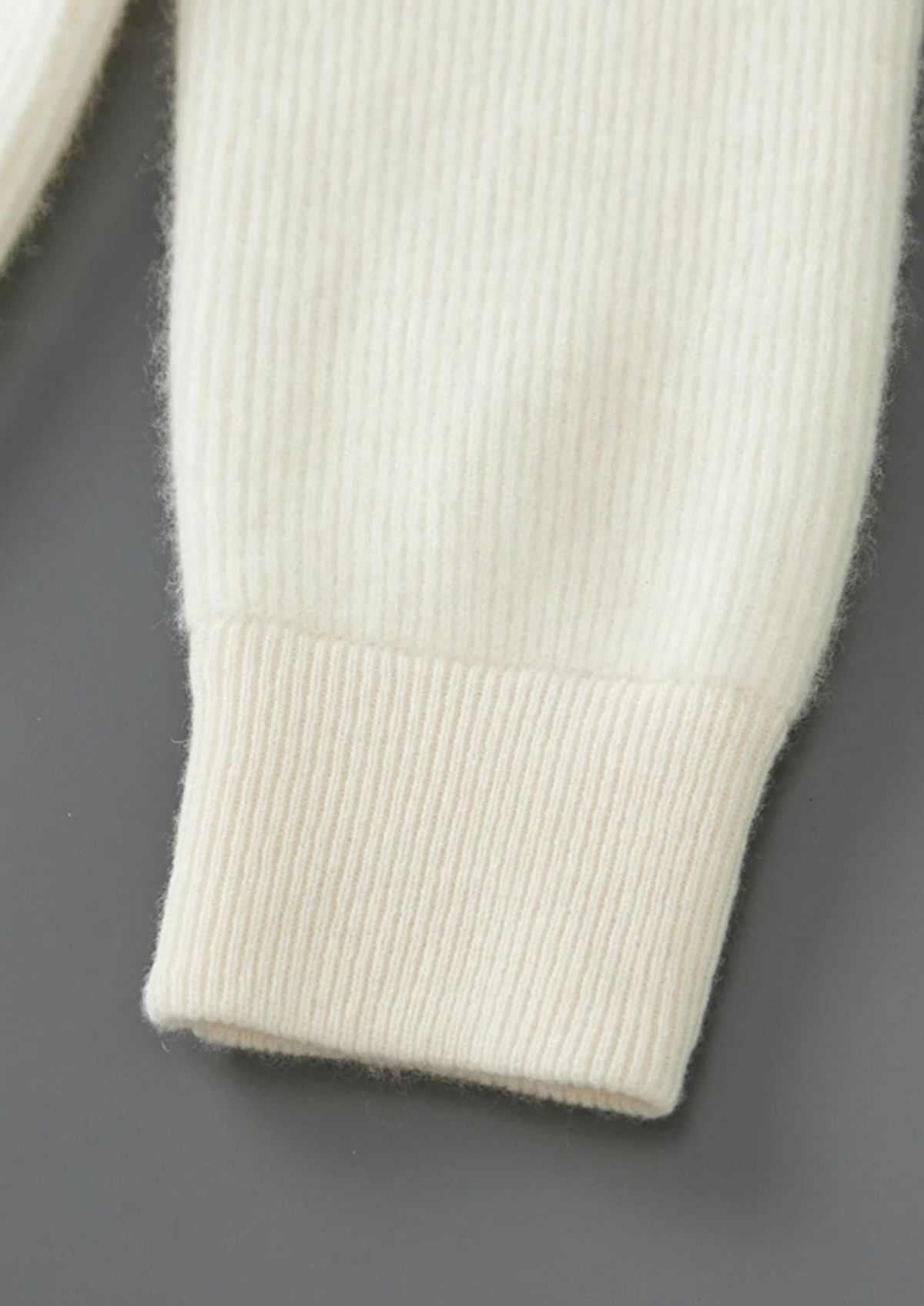 Pure Extra-Fine Merino Wool Ribbed Zipper Cardigan - photo 8