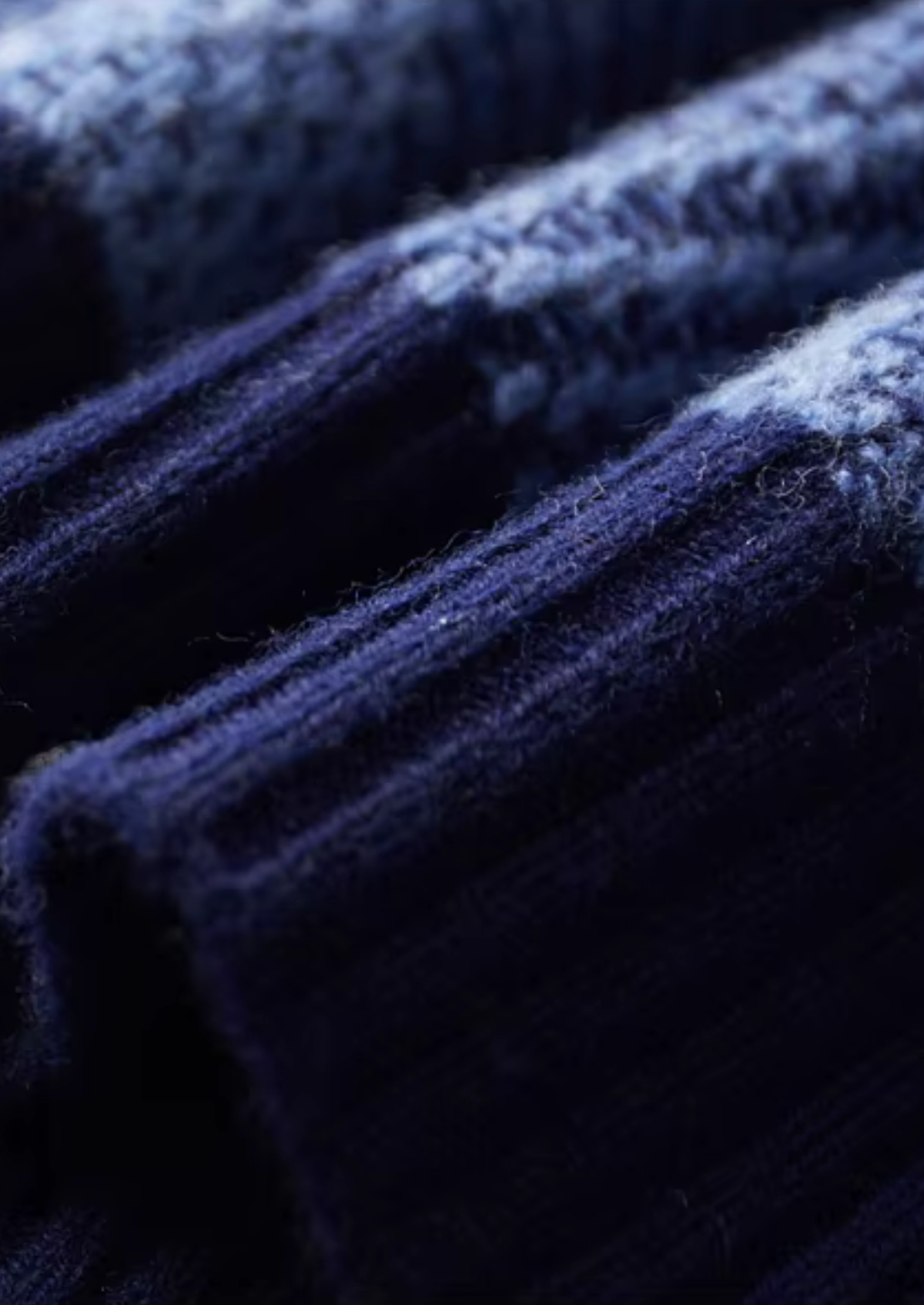 Pure Extra-Fine Merino Wool Two Tone Patterned Mockneck - photo 4