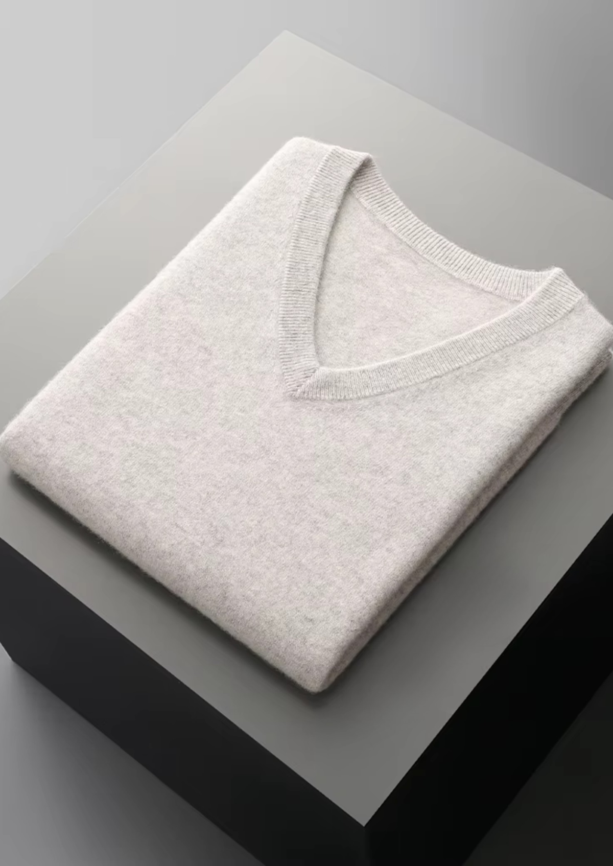Pure Extra-Fine Merino Wool V-Neck Vest - photo 3