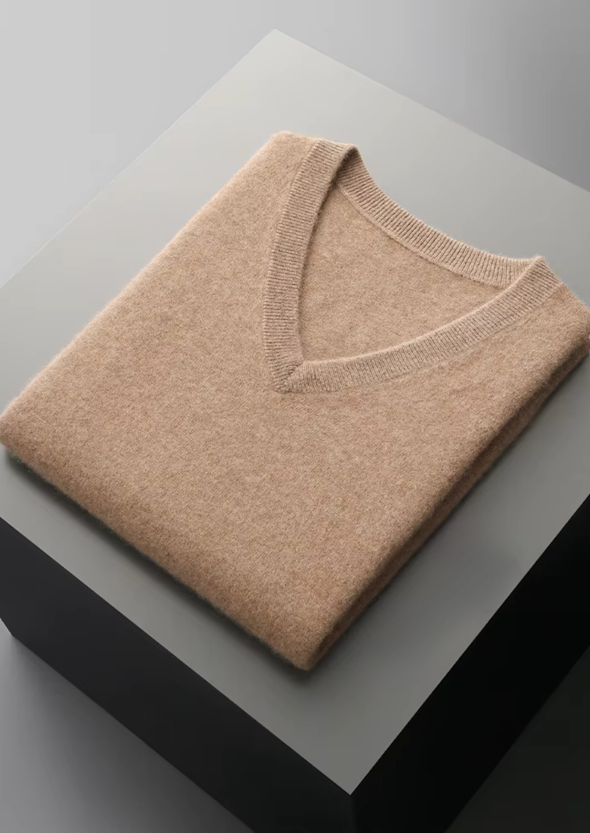 Pure Extra-Fine Merino Wool V-Neck Vest - photo 6