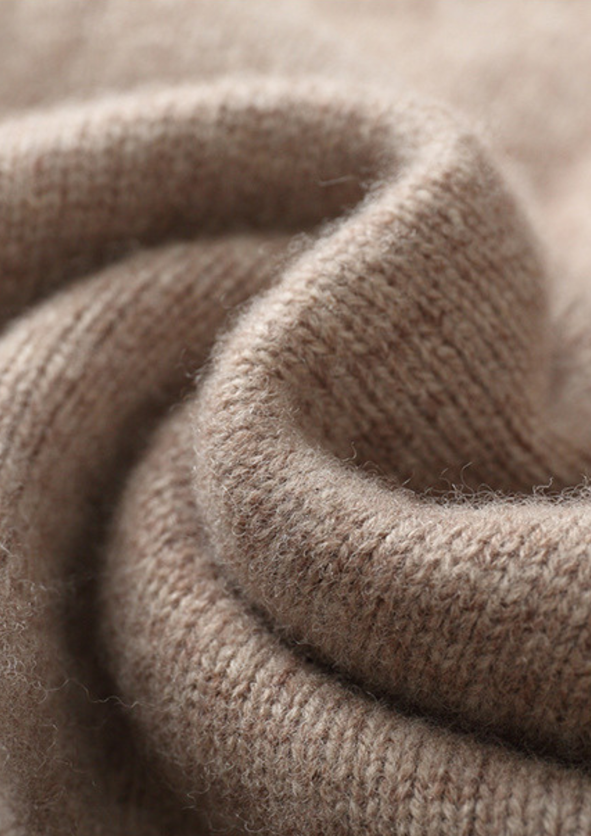Pure Extra-Fine Merino Wool Cable Crewneck - photo 4