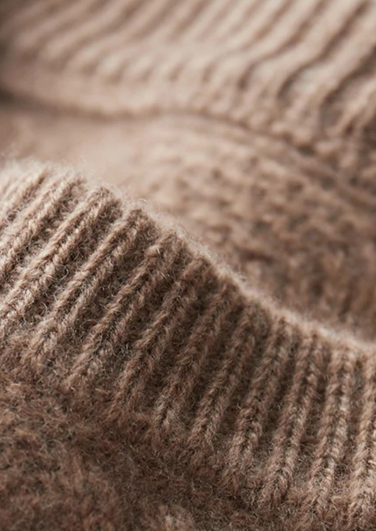 Pure Extra-Fine Merino Wool Wintertime Crewneck - photo 12