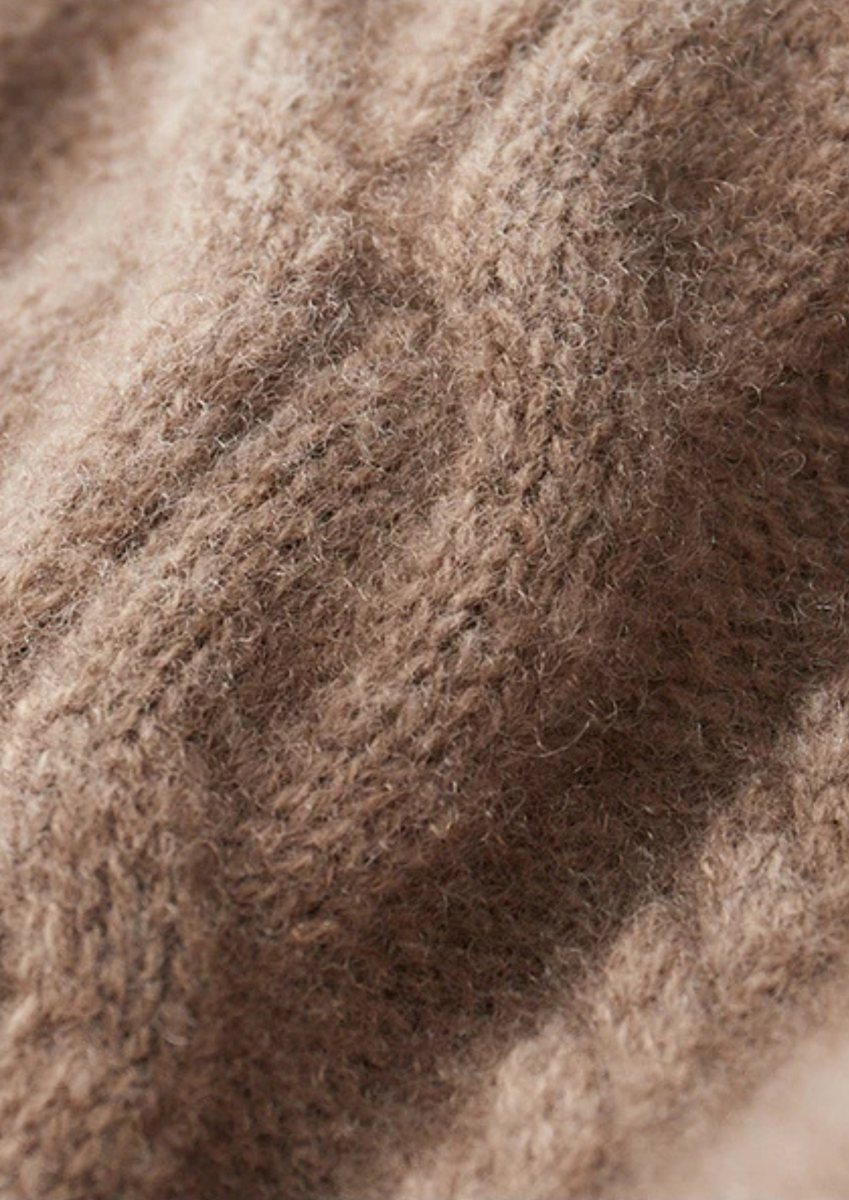 Pure Extra-Fine Merino Wool Wintertime Crewneck - photo 14