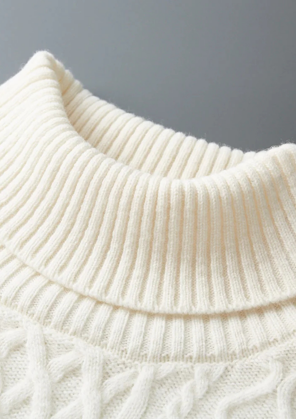 Pure Extra-Fine Merino Wool Wintertime Rollneck - photo 6